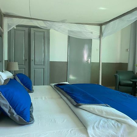 Pelican Residence Fajara Екстериор снимка