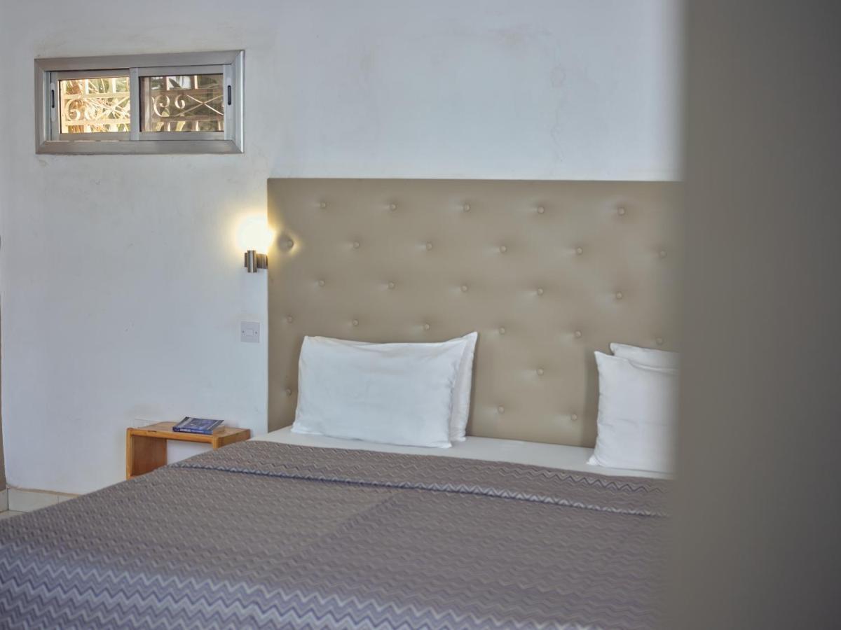 Pelican Residence Fajara Екстериор снимка