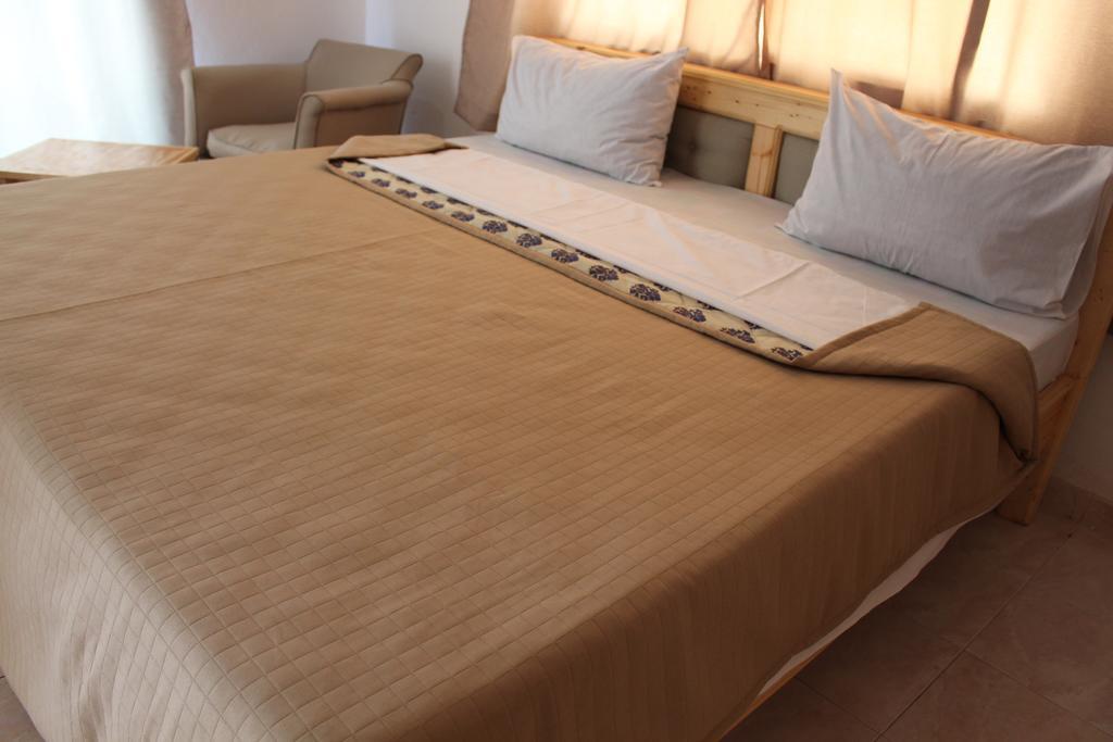 Pelican Residence Fajara Екстериор снимка